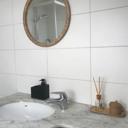 בית נופש Bougainville House *